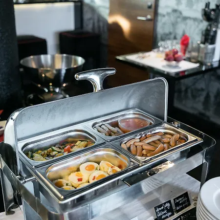 Отель Pytloun Boutique Self Check-in 4*