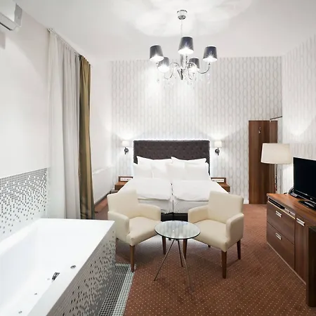 Hotel Pytloun Boutique Self Check-in