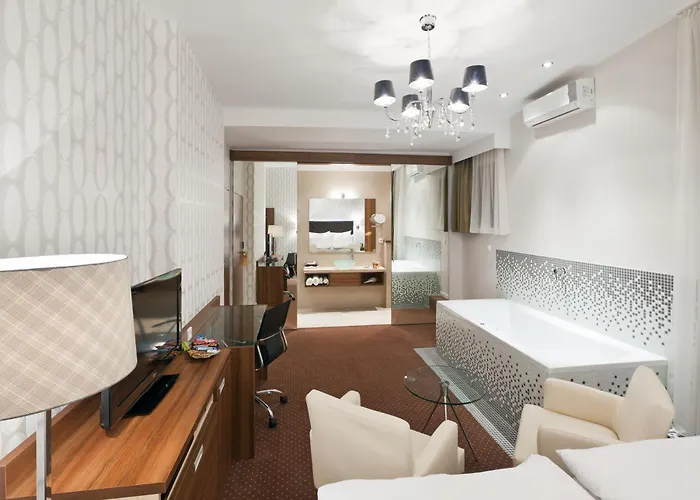 Pytloun Boutique Self Check-in Hotel 4*